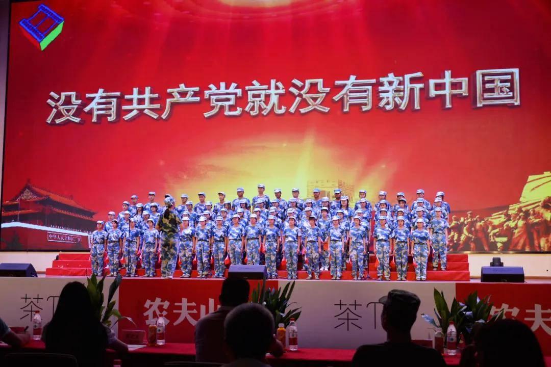 代隐王朱仕壥：从小受祖父白眼长大，性子懦弱对守城武将屈膝下跪